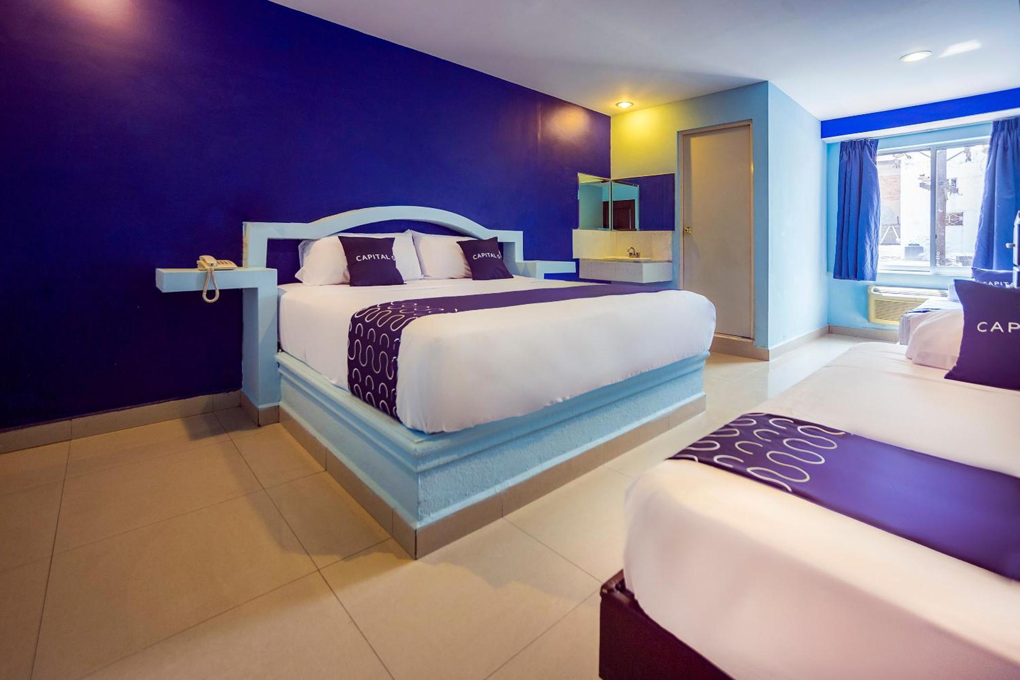 Capital O Hotel Diro, Monterrey Eksteriør bilde