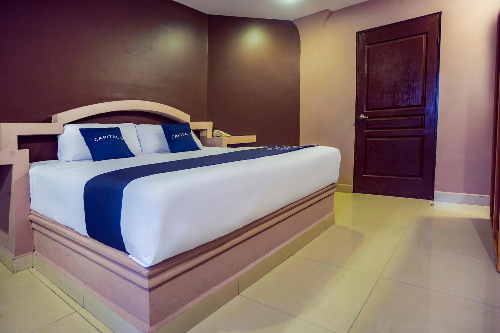 Capital O Hotel Diro, Monterrey Eksteriør bilde
